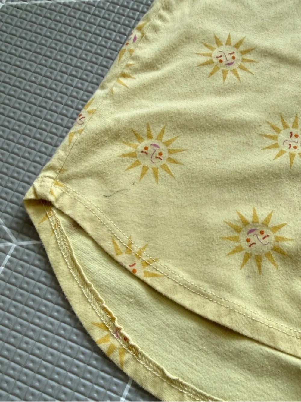 Garanimals|Baby girl/toddler summer set,Yellow Sun Print Tee & Jeans•••size 2T